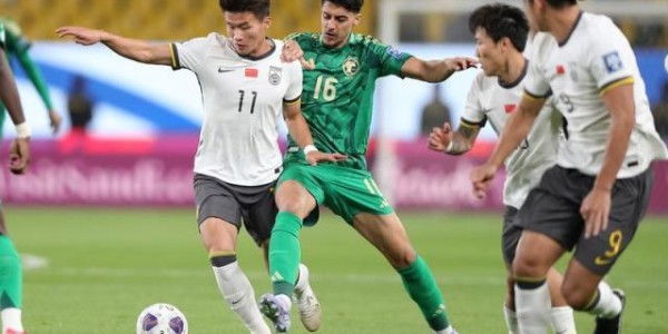 马德兴：国足很拼命，可赞！国足只有拼，可悲！