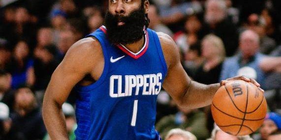 开云体育中国官方网站地址-35岁绝非枷锁 哈登能否看齐詹库杜扛起快艇大旗？