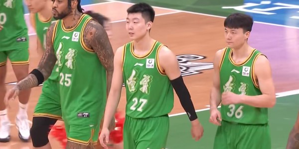 开云中国官方网站-CBA一夜4场惨案+2场逆转！广东3连胜 上海9连胜终结 附上最新排名